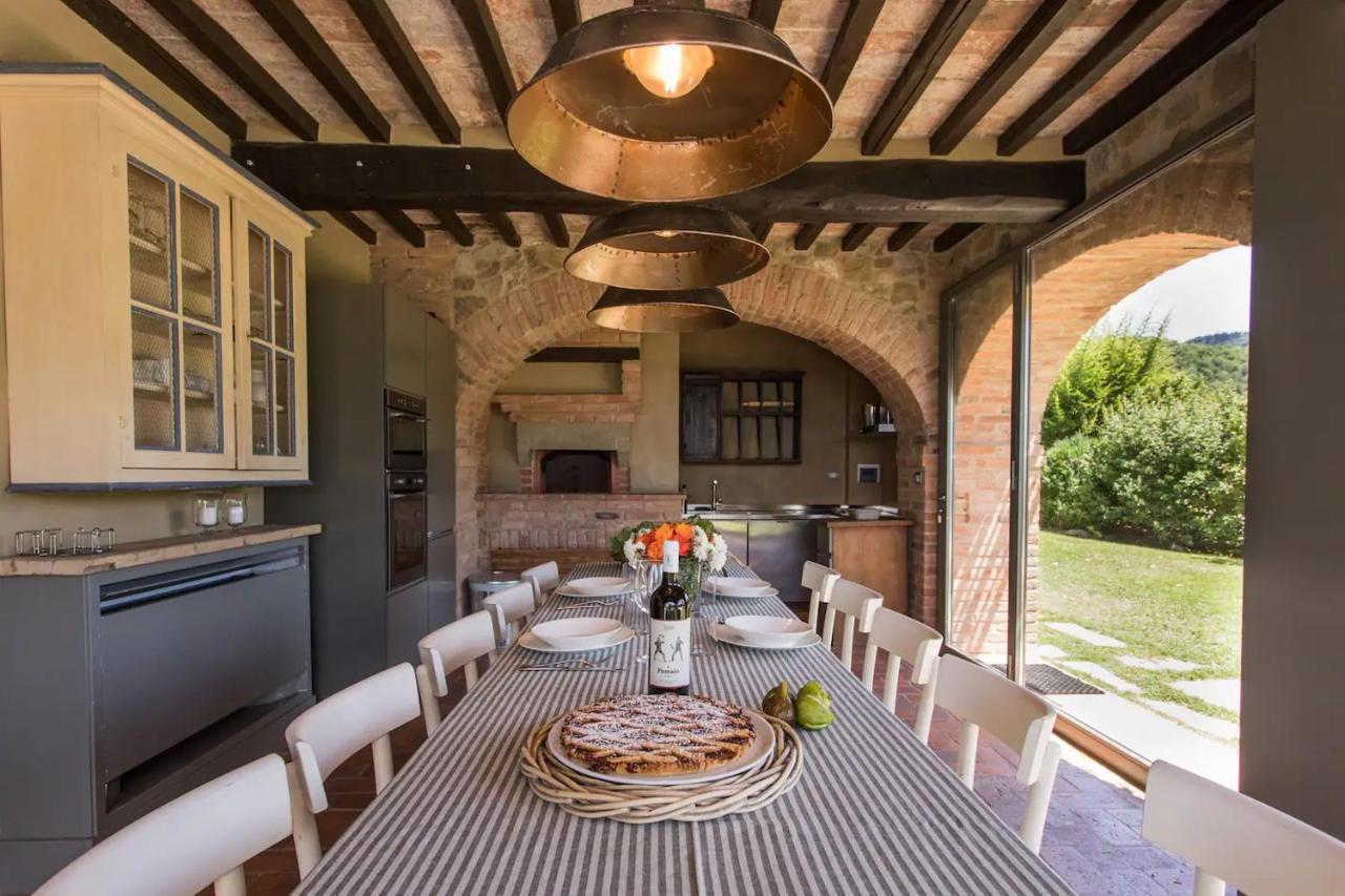 Villa Mandorlo - Pomaio Wines & Hospitality อาเรซโซ ภายนอก รูปภาพ