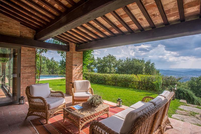 Villa Mandorlo - Pomaio Wines & Hospitality อาเรซโซ ภายนอก รูปภาพ