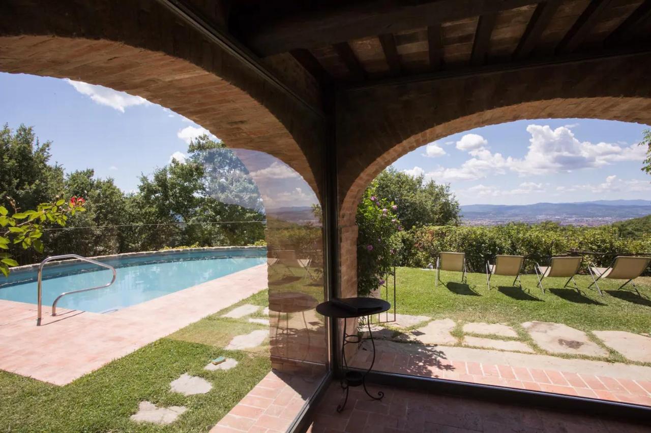 Villa Mandorlo - Pomaio Wines & Hospitality อาเรซโซ ภายนอก รูปภาพ