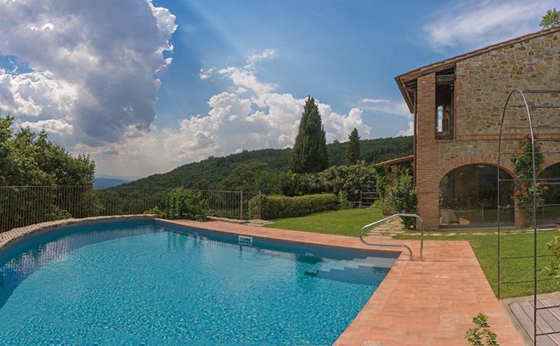 Villa Mandorlo - Pomaio Wines & Hospitality อาเรซโซ ภายนอก รูปภาพ